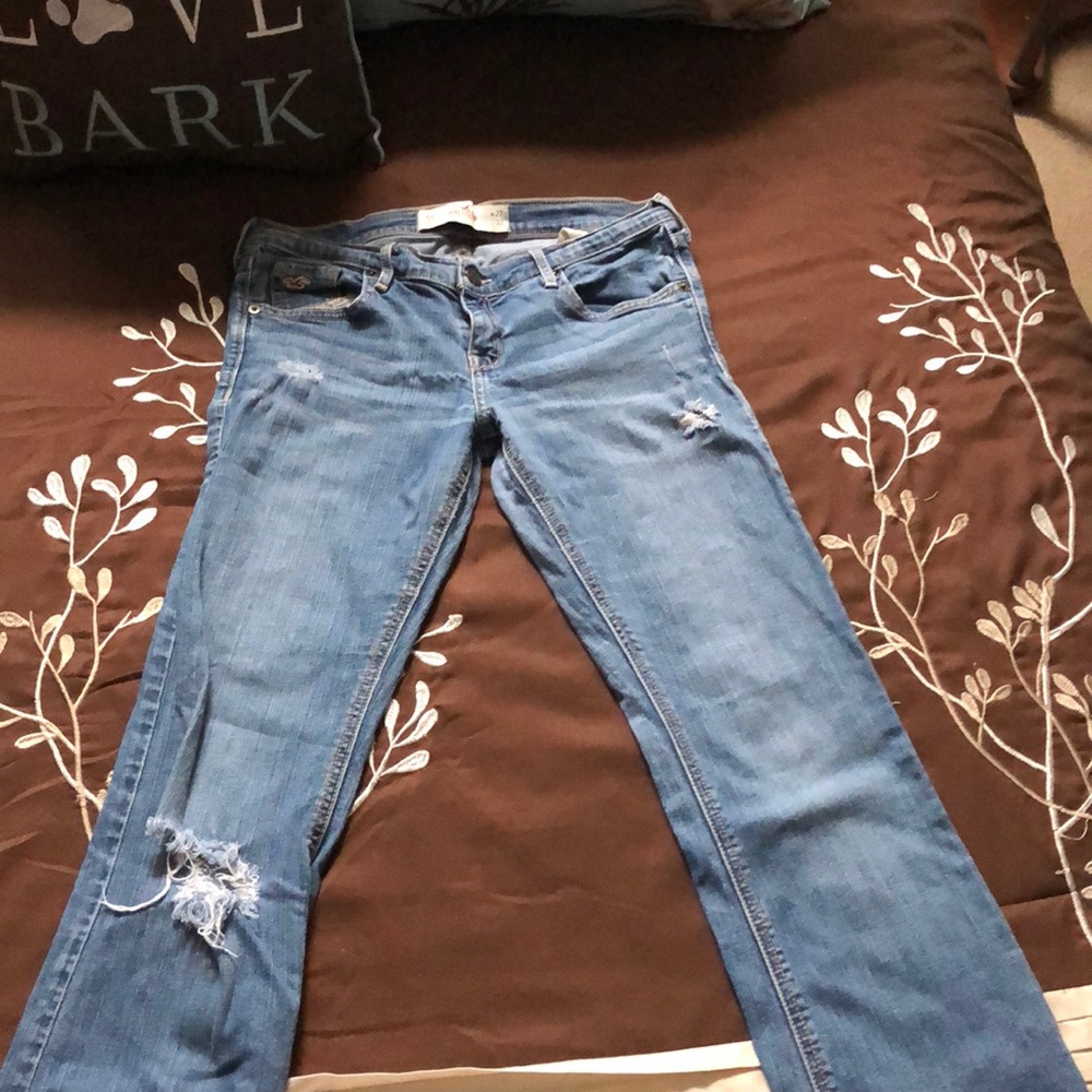 Holister medium wash distressed jeans